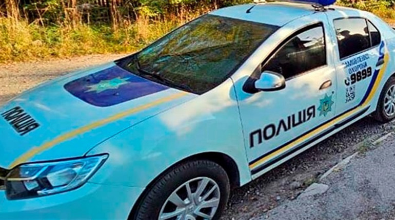 Жителька Переяславщини виявила труп свого хрещеного батька на вулиці біля будинку: хроніка поліції