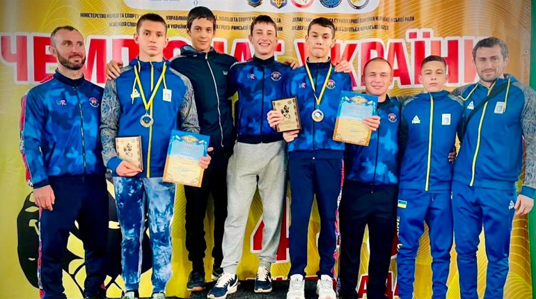 Южноукраїнські борці привезли з чемпіонату України срібло та бронзу
