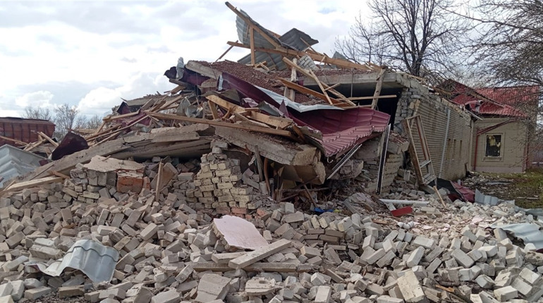 FPV-дрон влучив у антену мобільного зв’язку на Куп’янщині: наслідки обстрілів за добу 14 квітня