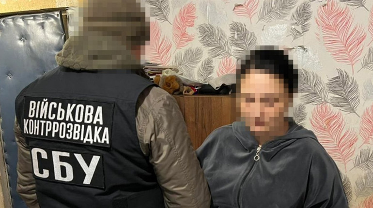 СБУ затримала агентку ГРУ на Сумщині: жінка встановлювала "радіомаячки" для наведення