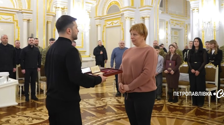 «Золоту Зірку» Героя України вручили матері Миколи Мироненка