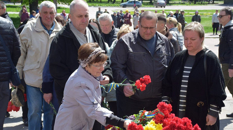 Не витримало серце: у Шостці попрощалися із захисником Артемом Бабичем