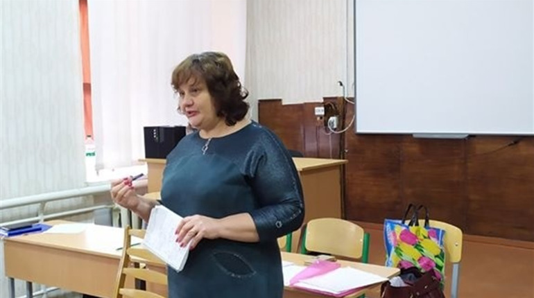 Вісім вчителів початкових класів беруть участь у Всеукраїнському конкурсі освітян