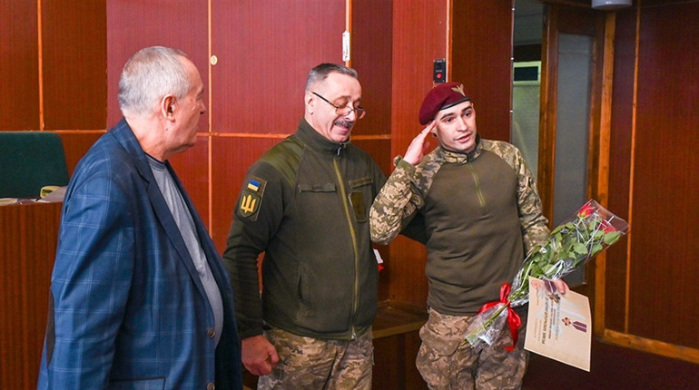 Бойові нагороди захисникам із Кагарличчини за мужність і отримані поранення