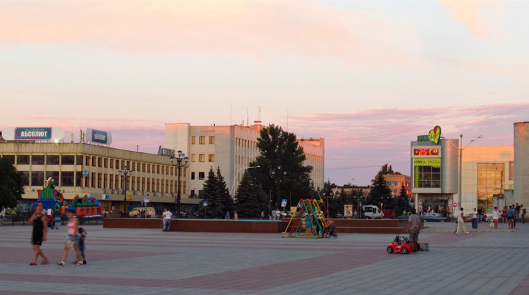 Переселенцям з Лисичанська надають гумдопомогу в Дніпрі, Полтаві, Запоріжжі, Обухові. Як отримати
