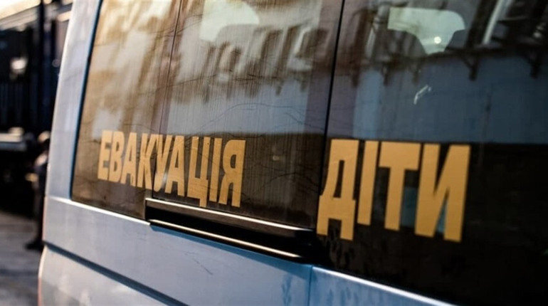 На Херсонщині змінили тривалість комендантської години і оголосили евакуацію