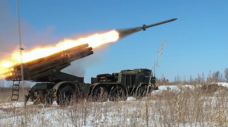 По селу в Шалигинській громаді гатили з РСЗВ: було 40 вибухів