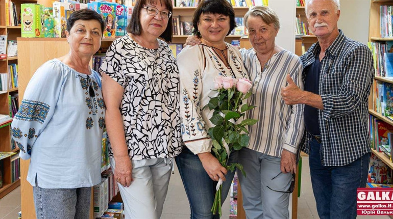 Херсонка відкрила книгарню в Івано-Франківську