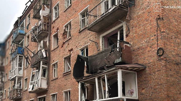 Авіаудар по Глухову: серед 14 поранених — 6-річна дитина, пошкоджено житлові квартали