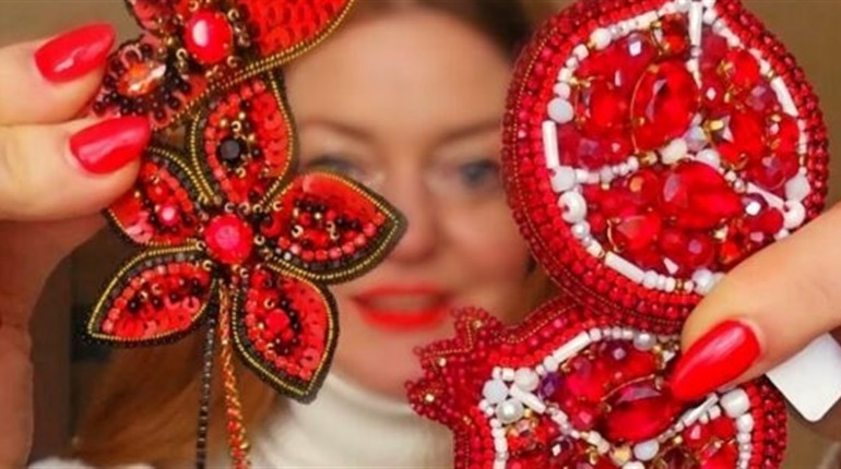 Вишивка як опора: історія переселенки Тетяни Артюхової, яка почала нове життя в Барі