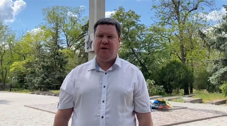 Гауляйтер Нової Каховки подав заяву на звільнення?
