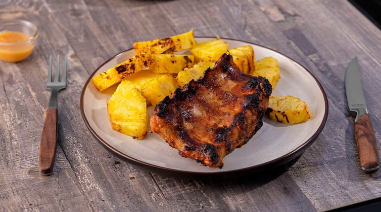 Рецепт дня: реберця з ананасом