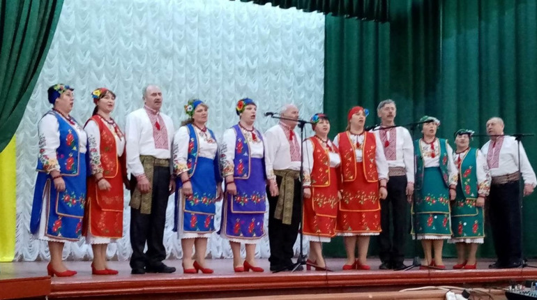 «Українська пісня – наша розрадниця і зброя»: станіславська «Берегиня» відзначила ювілей