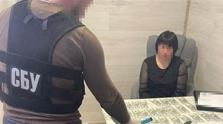 На Черкащині викрили директорку приватної клініки, яка за гроші допомагала ухилянтам