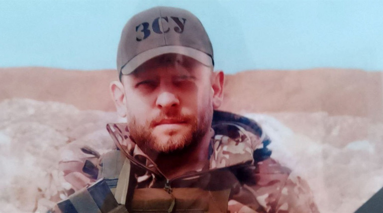 Пам'яті мужнього воїна, солдата, стрілця, захисника та Героя з Олега Муляра з с Лука Барська