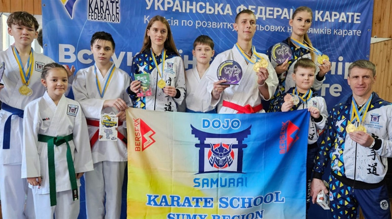 Глухівські каратисти вперше посіли призові місця у всеукраїнському турнірі в Одесі