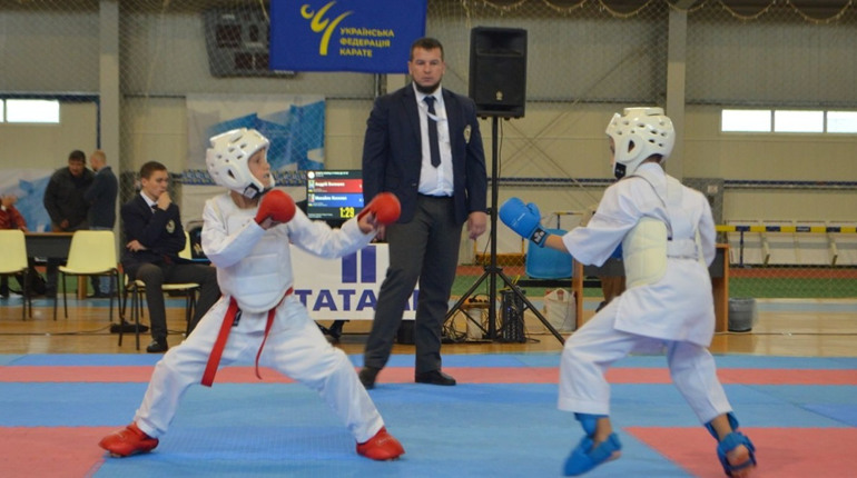 Глухівські каратисти привезли переможні медалі з Чемпіонату України