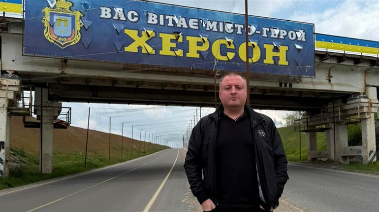 Ексочільник Херсона Роман Мрочко запропонував часткове рішення проти російських дронів у місті