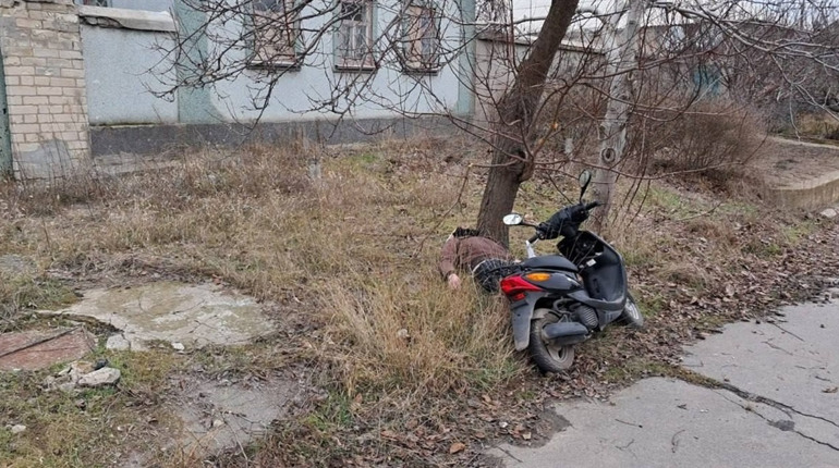 На Херсонщині російські терористи вбили чоловіка — скинули на нього вибухівку з дрона