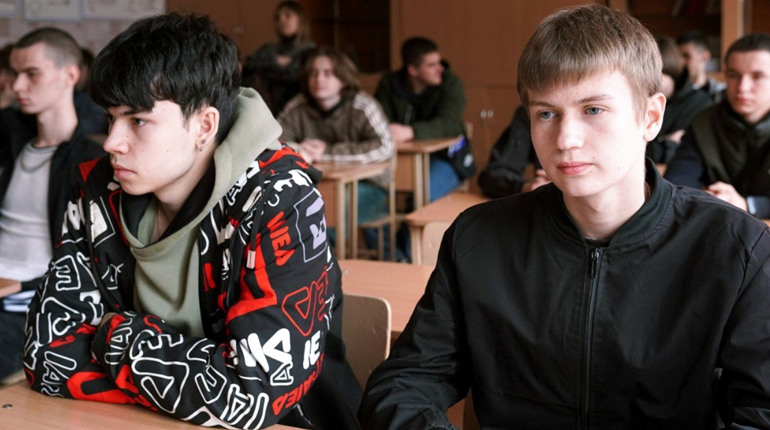 На шляху до ПАЕС. У Південноукраїнському коледжі відбувся «День кар’єри»