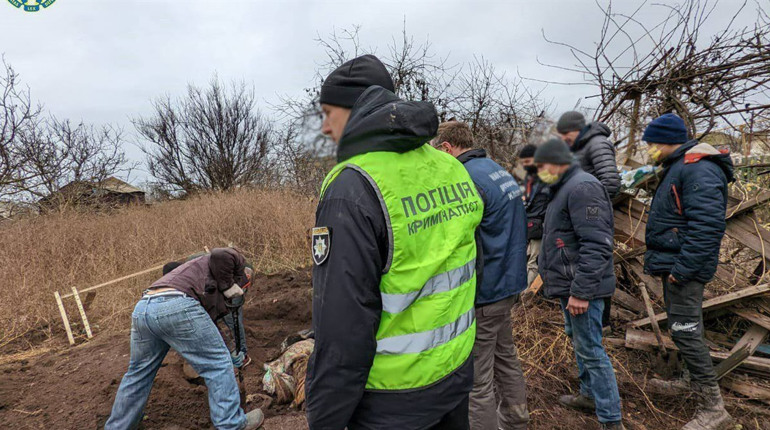 Повідомили про підозру військовослужбовцю рф, причетному до вбивства цивільних на Херсонщині