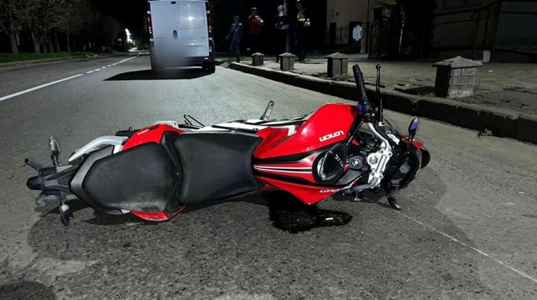 Поліція у Первомайську розшукує свідків аварії на Вінграновського