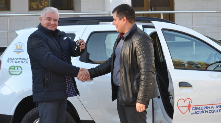 «Первинка» Южноукраїнська отримала новеньку автівку від Юженергобуда