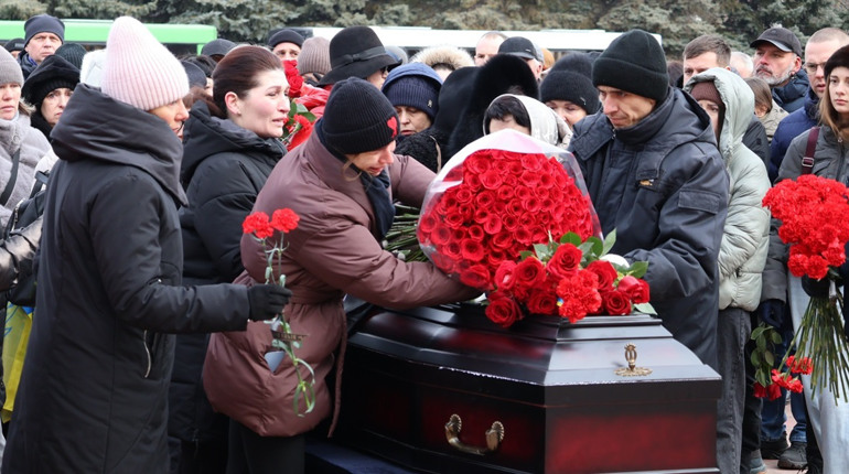 Південноукраїнськ попрощався з Денисом Гальопою