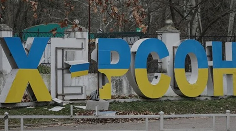 Росія знову порушила домовленості зі США та вдарила по енергооб’єкту Херсона