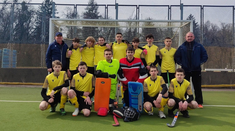 Хокеїсти Шосткинської КДЮСШ «Барса» здобули срібні медалі чемпіонату України