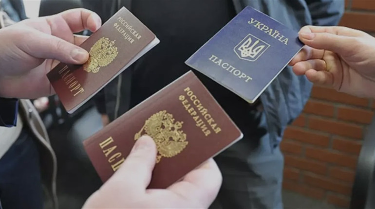 У Каховському районі батьків змушують отримувати паспорти РФ під загрозою відібрати дітей