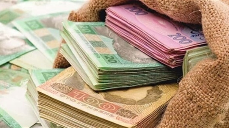 У Херсоні викрили двох підприємців, які під час окупації заволоділи коштами медичного закладу
