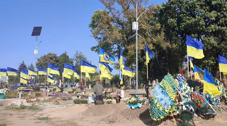 Алея Героїв в Краснограді: де і як ховатимуть загиблих воїнів та яку допомогу місто виділяє рідним
