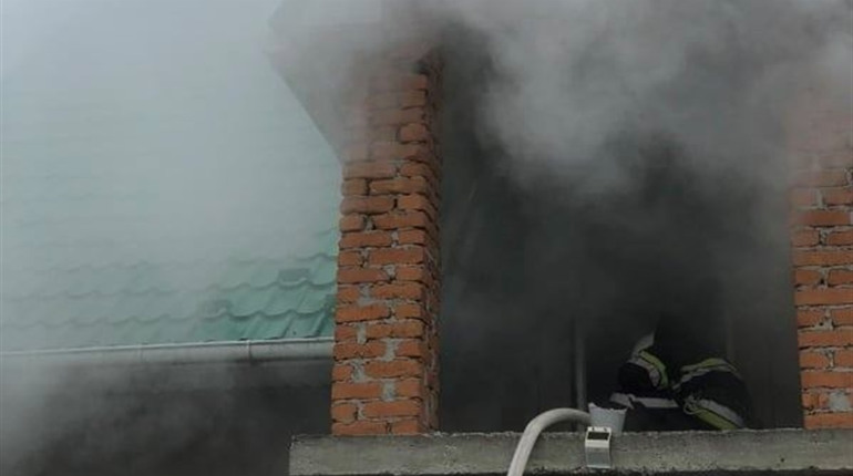 Рятувальники Чорткова ліквідували пожежу в житловому будинку (+ фото)