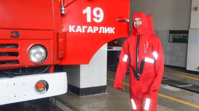 Кагарлицькі рятувальники отримали гідрокостюм від "Міськрембудсервісу"