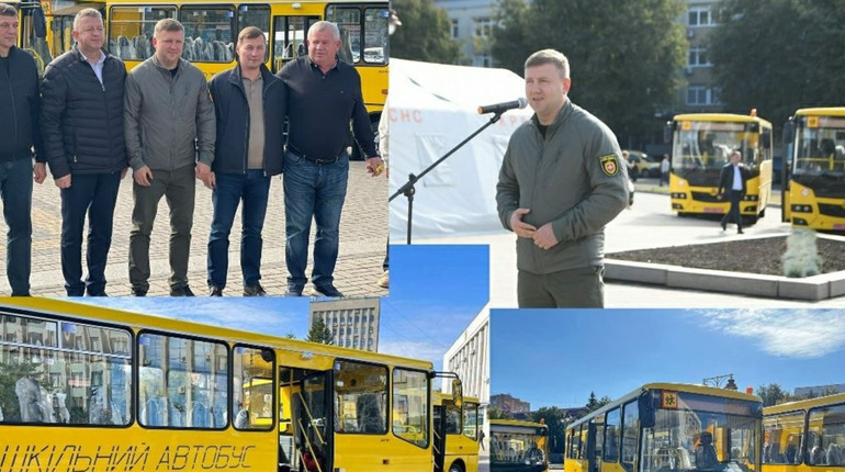 Володимирецька і Зарічненська громади отримали автобуси-школярики