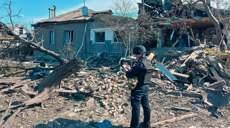 КАБи, ракети, шахеди летіли на Сумщину: одна людина загинула, троє поранено