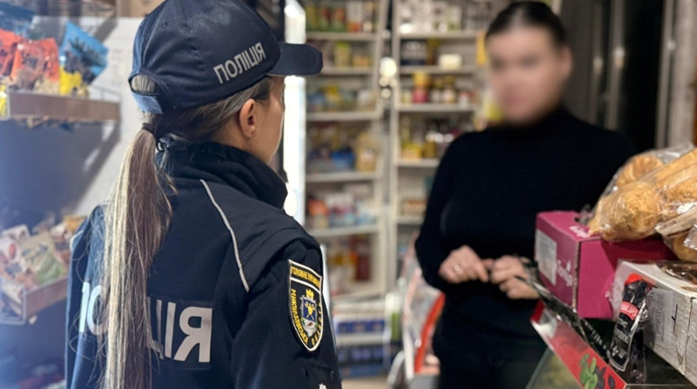 Школярка ушпиталена з алкоотруєнням у Південноукраїнську: причетних наказали