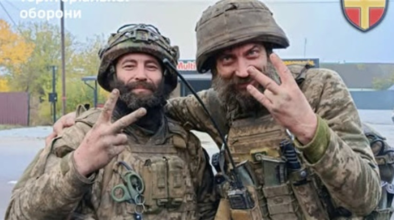 165 днів двоє бійців тримали позиції на нулі: історія вимушеного героїзму