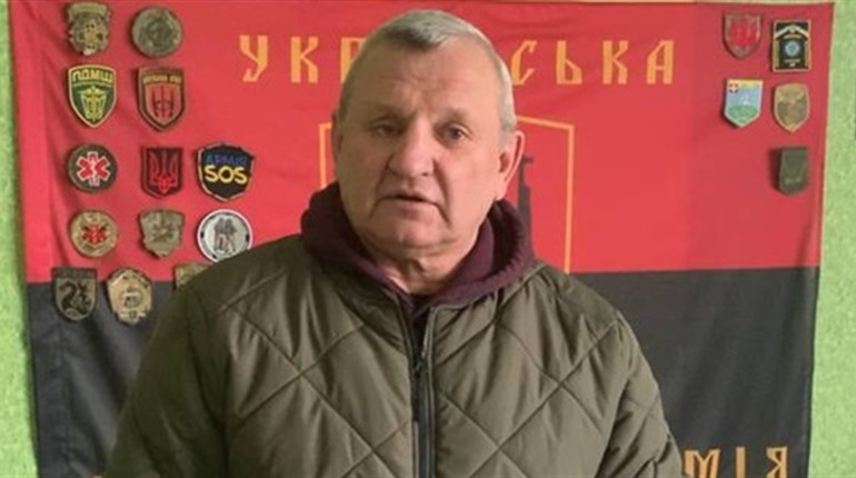 Як Кременецький волонтерський рух "Армія.SOS" та Віктор Панфілов допомагають військовим: відео