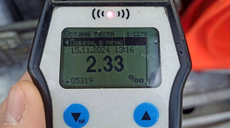 У Нетішині п'яний працівник СТО роз'їжджав по місту на автівці свого клієнта