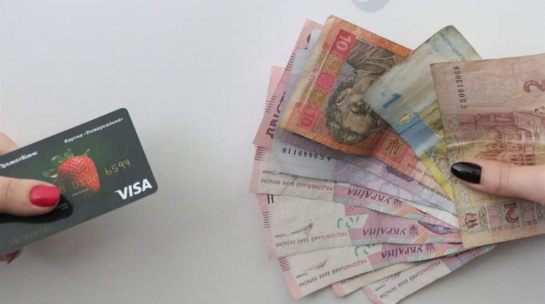 В Україні планують підвищити мінімальну зарплату до 6,5 тисяч гривень