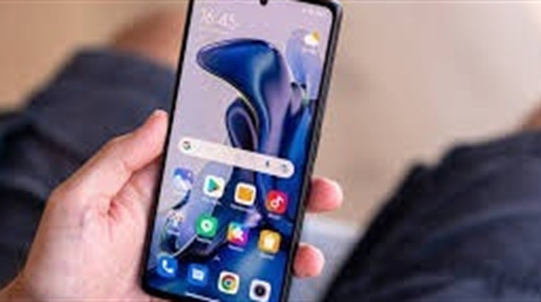 Чи потрібно вимикати смартфон на ніч