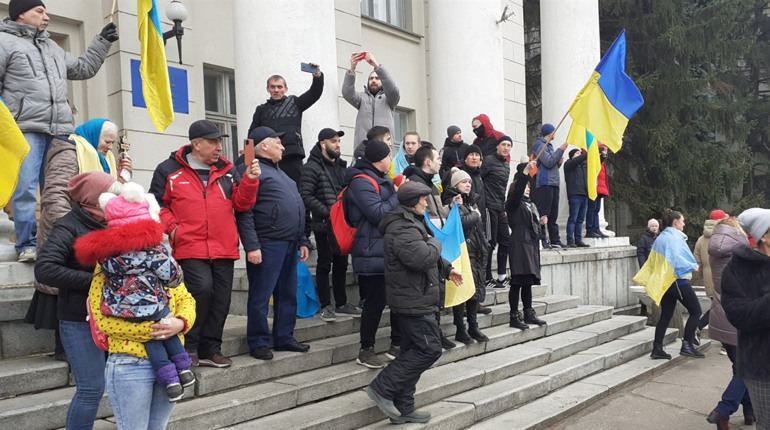 Зніміть свій прапор, і ми підемо