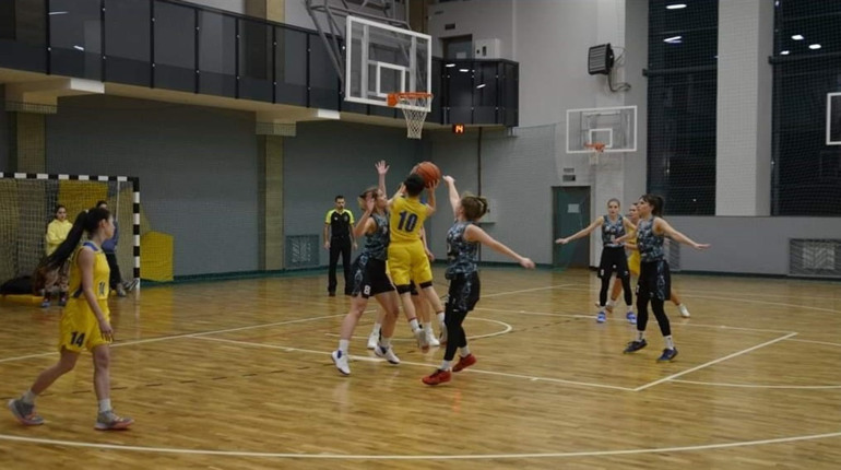 Мелітополь приймав харків'ян, а у минулі вихідні команду з Сум. Рахунки на нашу користь