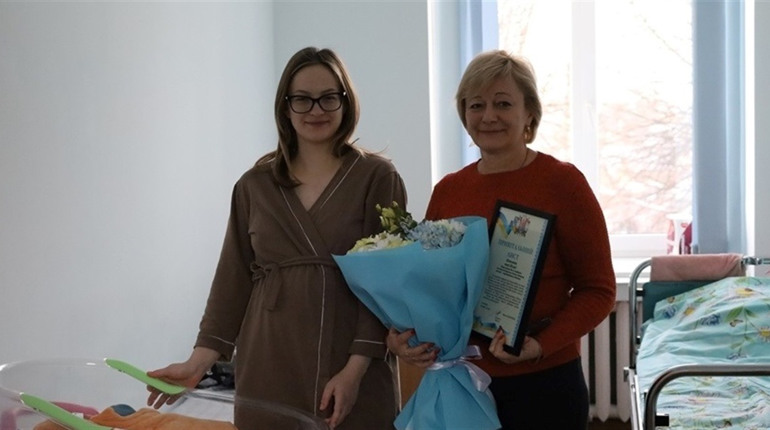 У Звягелі привітали першого новонародженого мешканця міста у 2026 році