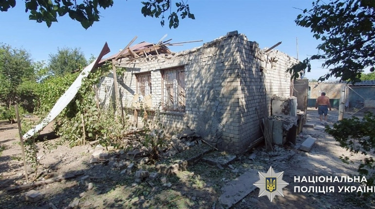 Ворожі обстріли Херсонщини: окупанти завдали ударів з артилерії, мінометів, РСЗВ та безпілотників
