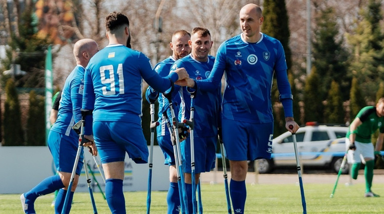 Ампфутбол - це уже частина мого життя: ветеран із Калинівщини став володарем Кубка України