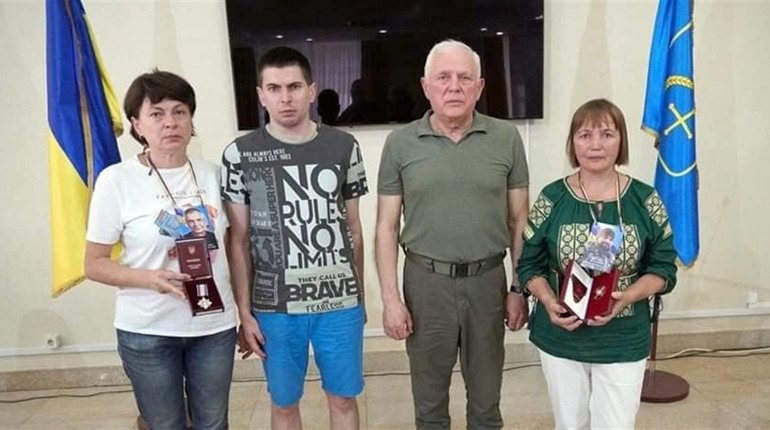 Герої з Шосткинщини відзначені державними нагородами посмертно