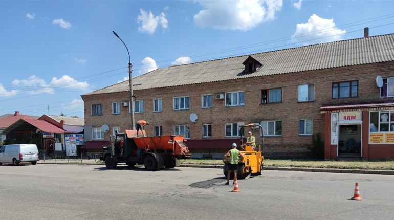 У Смілі ремонтують дороги: на яких вулицях працюють комунальники